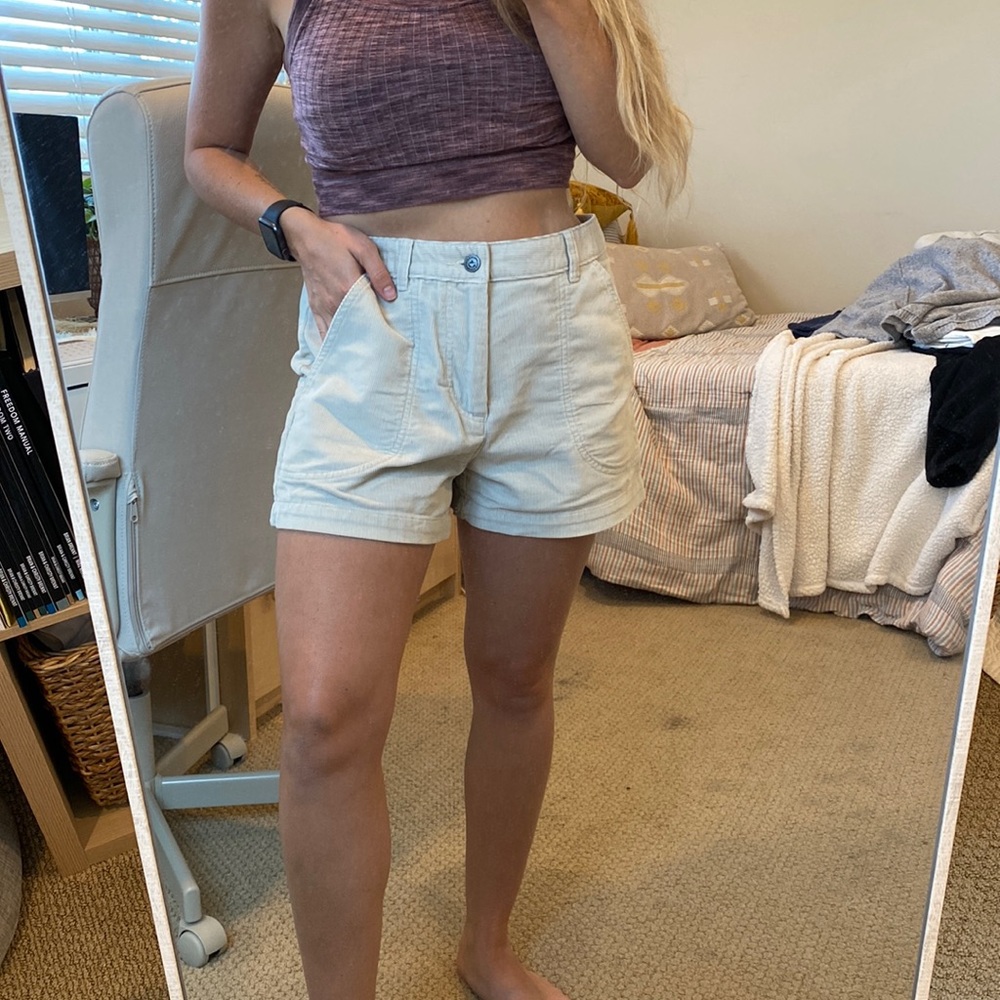 Sold Out Online Women’s Crème Patagonia Corduroy Organic Cotton Shorts Size 8